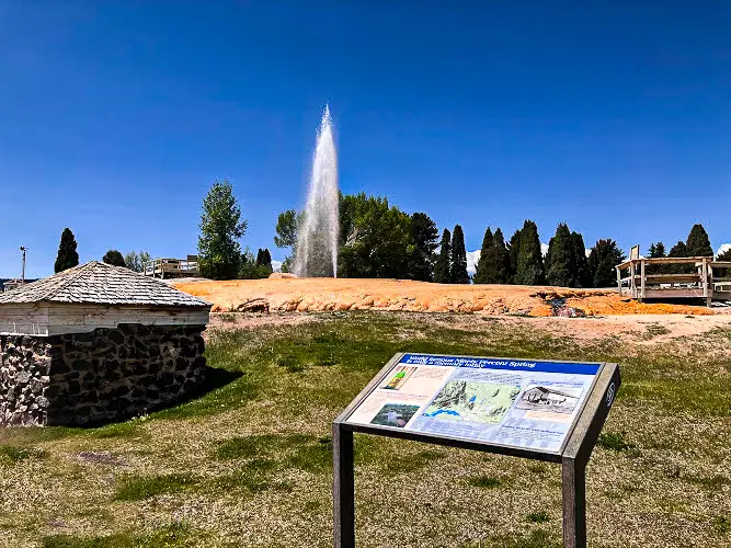 The world's only captive geyser erupting 100 feet into the air at Geyser Park in Soda Springs Idaho.